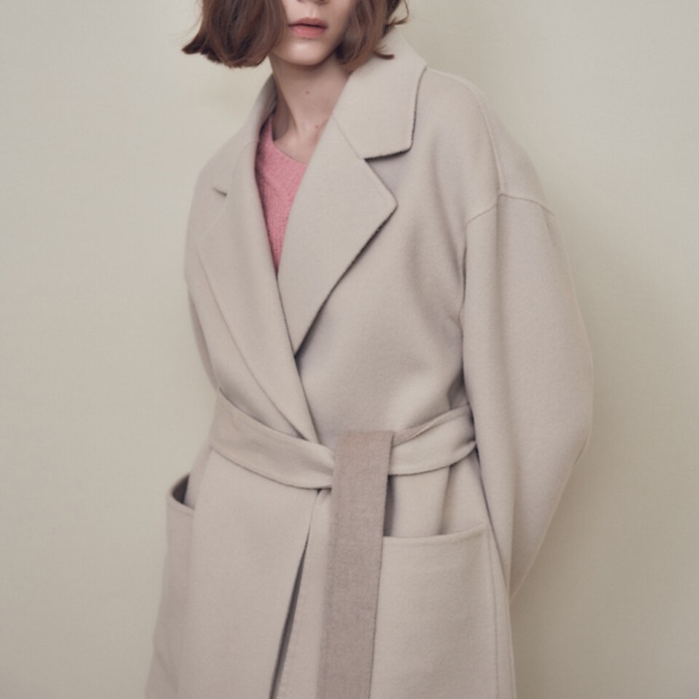 Double sided coat. From a Korean brand Loeuvre - Picture 8 of 11